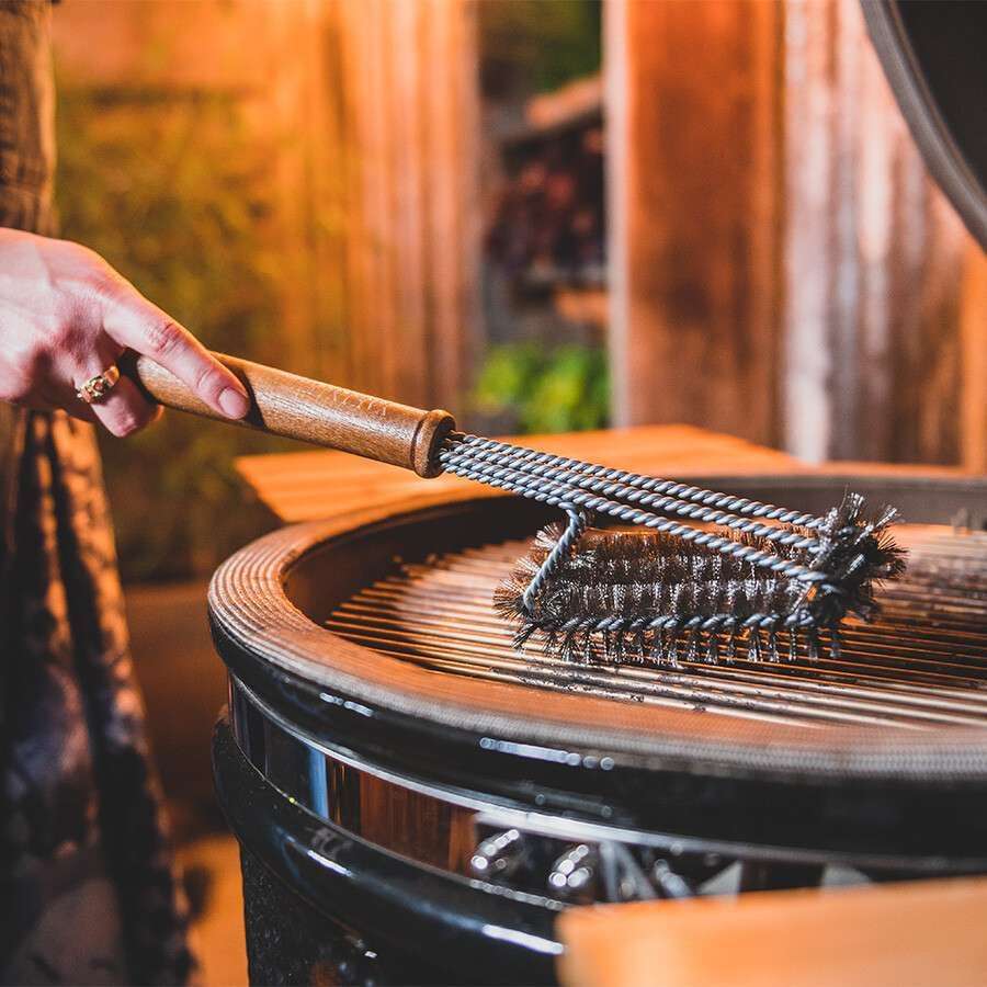 Large 19-Inch Kamado BBQ